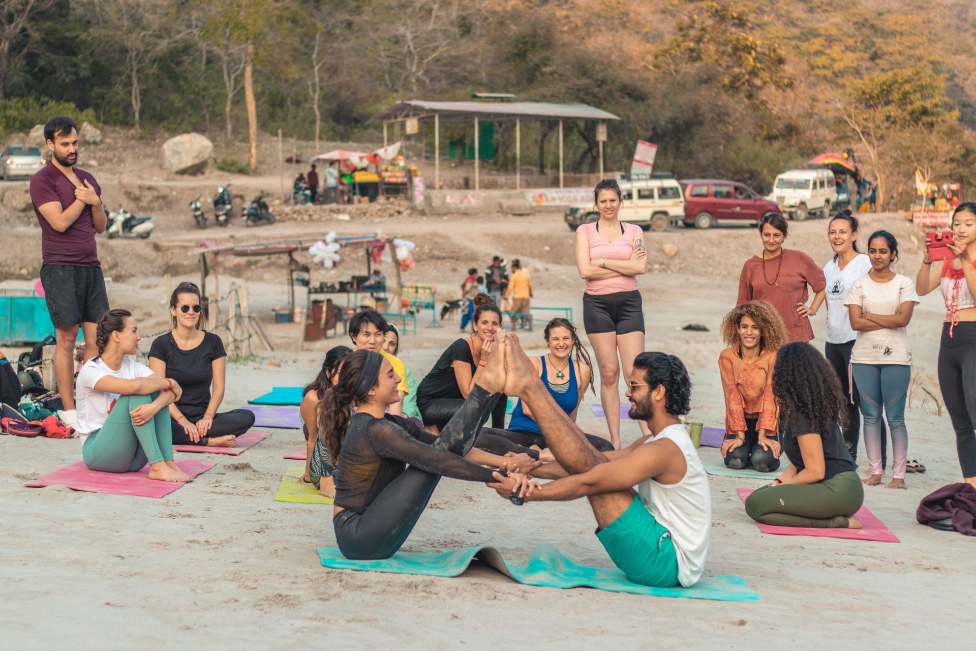 yogis performin yoga