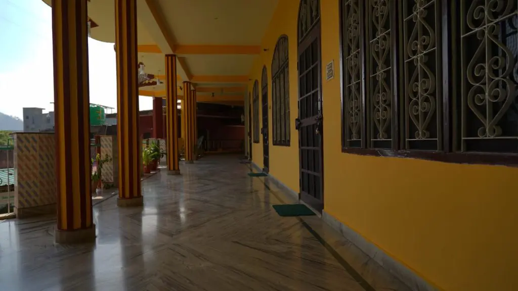 gallery in sage house yoga rishikesh