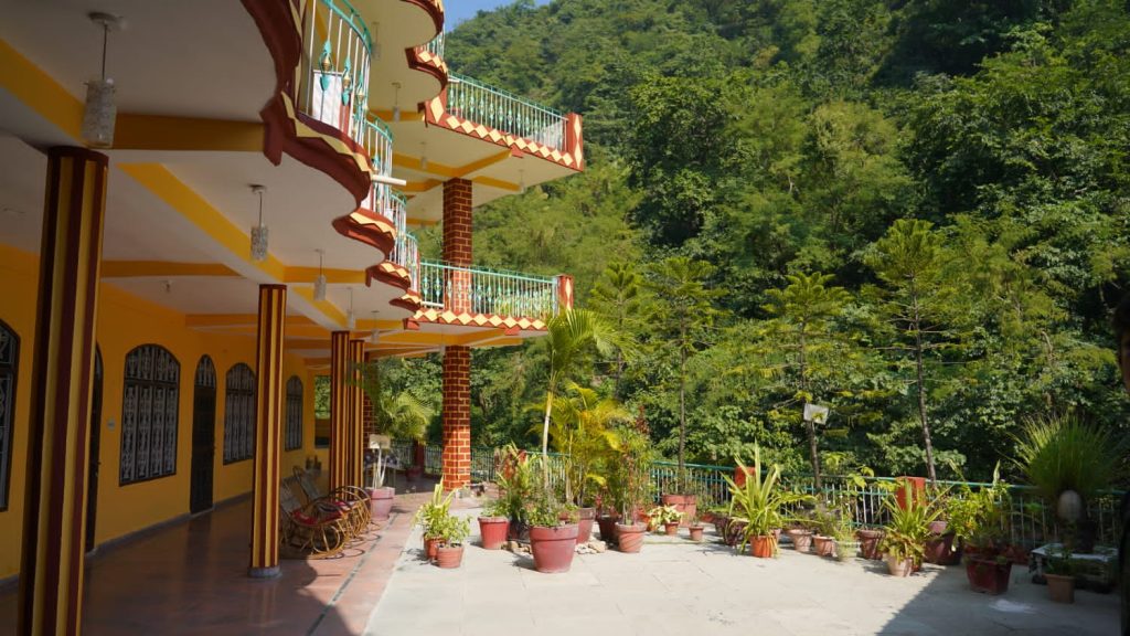 yoga retreats in rishikesh