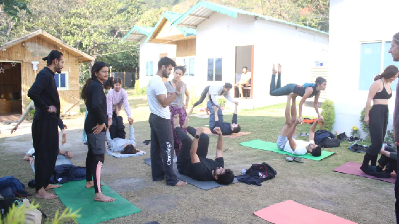 Group Couple Yoga Session in Rishikesh | Sage House Yoga